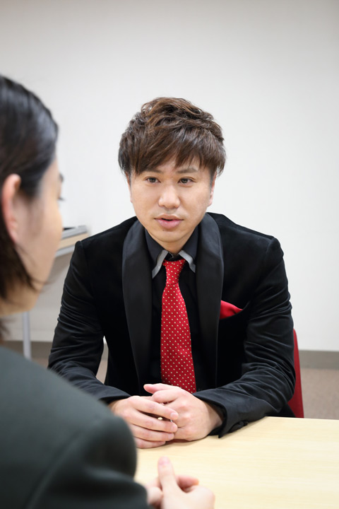 川谷修士(2丁拳銃)