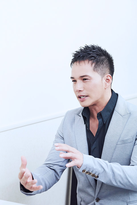 市原隼人